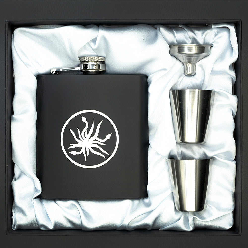 Cut Snake Hip Flask Box Set